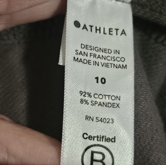 Athleta camo Farallon joggers size 10 - Picture 8 of 12